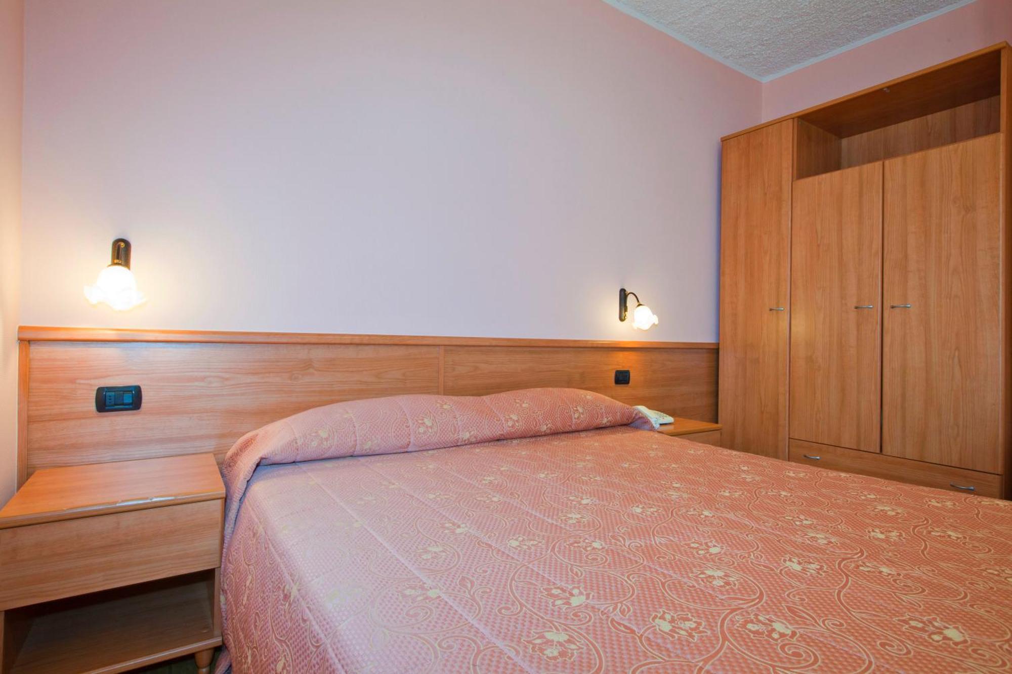 Hotel Migliorati Castione della Presolana Zimmer foto